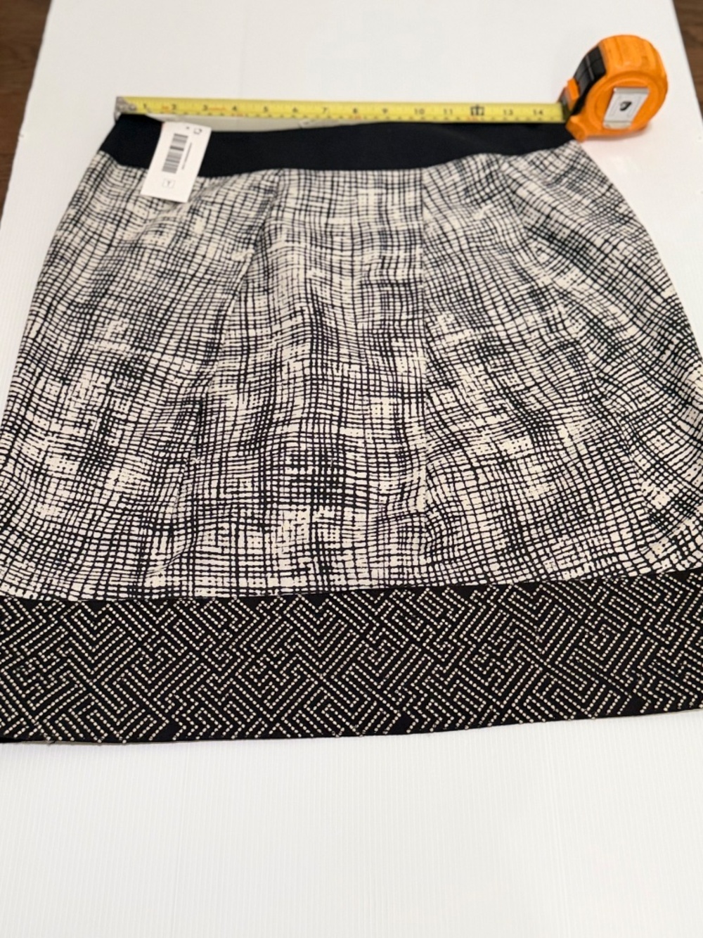 Weekend Max Mara mid-rise skirt. Size 6 - Picture 11 of 15